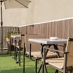 The Originals City, Mondial, Hotel