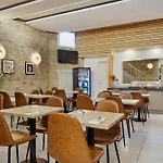 酒店 The Originals City, Mondial, 3*