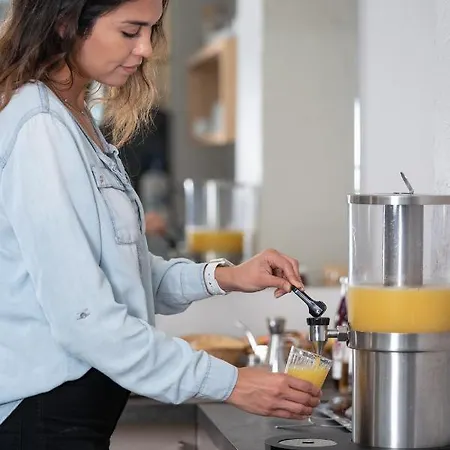 The Originals City, Mondial, Hotell 3*