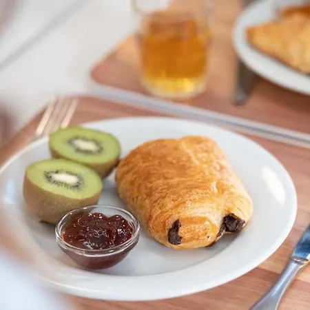 ホテル The Originals City, Mondial,