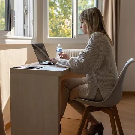 ホテル The Originals City, Mondial,