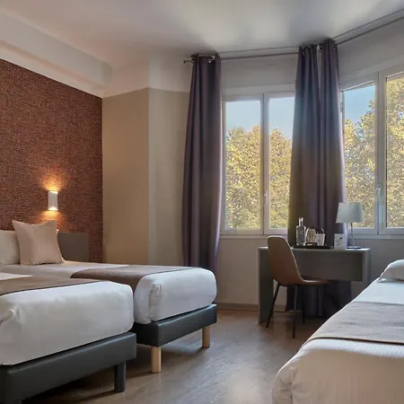 ホテル The Originals City, Mondial,