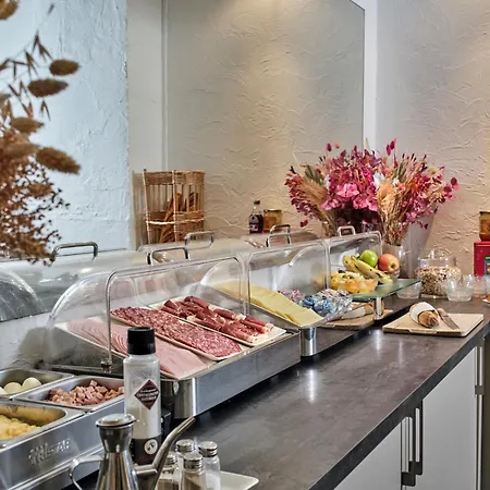 ホテル The Originals City, Mondial,