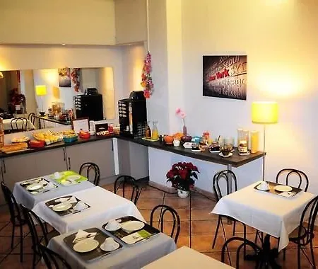 酒店 The Originals City, Mondial, 3*