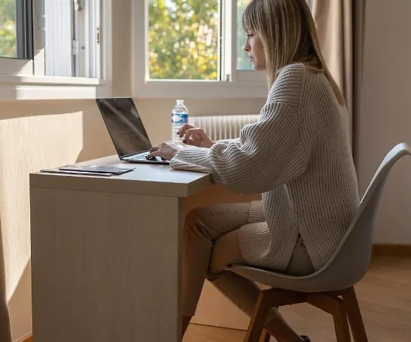 Ξενοδοχείο The Originals City, Mondial,